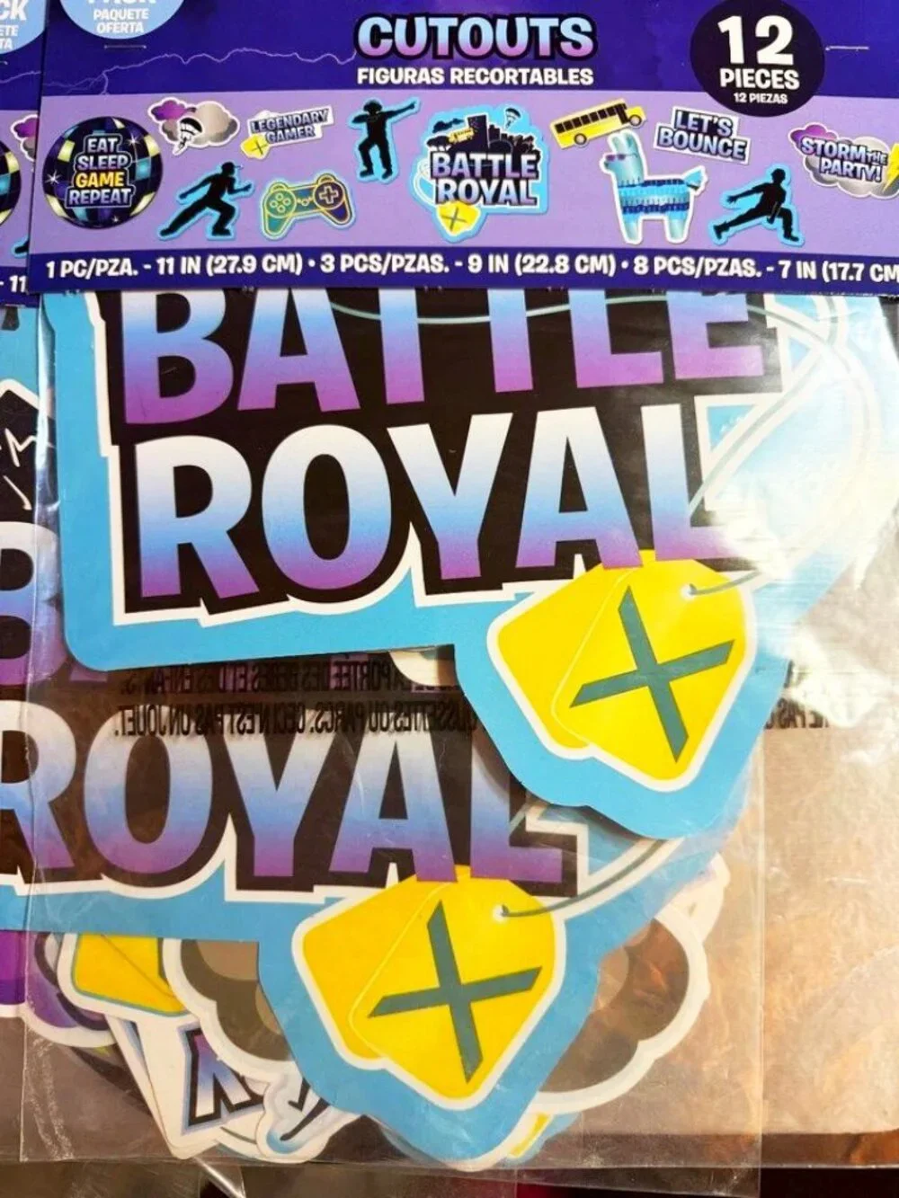 BRAND NEW BATTLE ROYAL VIDEO GAME PARTY WALL DECORATIONS (24-PIECES)